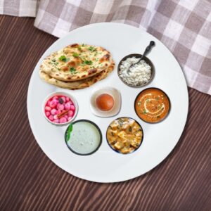 2 Butter Naan, Dal Makhni, Paneer Malai Methi, Rice, Raita, Sirka Pyaz, 1 Hot Gulab Jamun